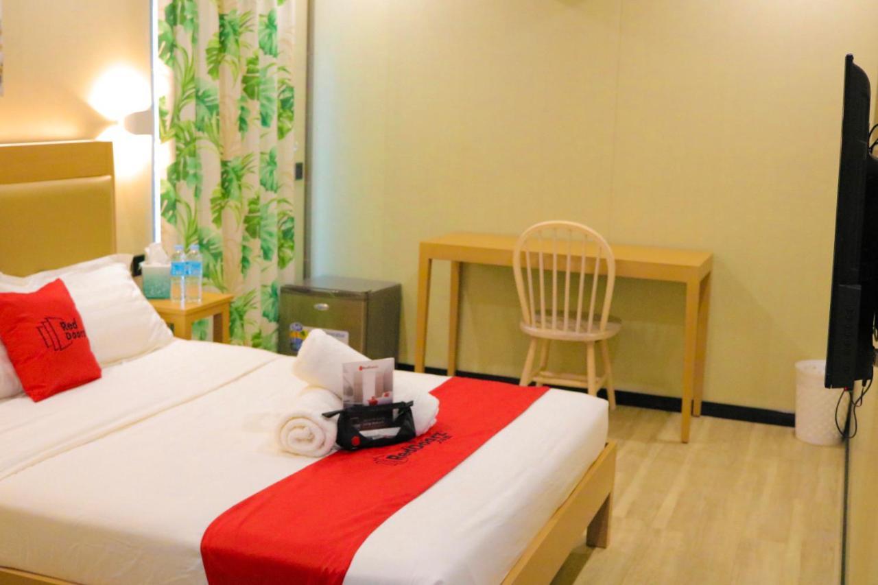 Reddoorz Plus @ As Fortuna Cebu Bagian luar foto